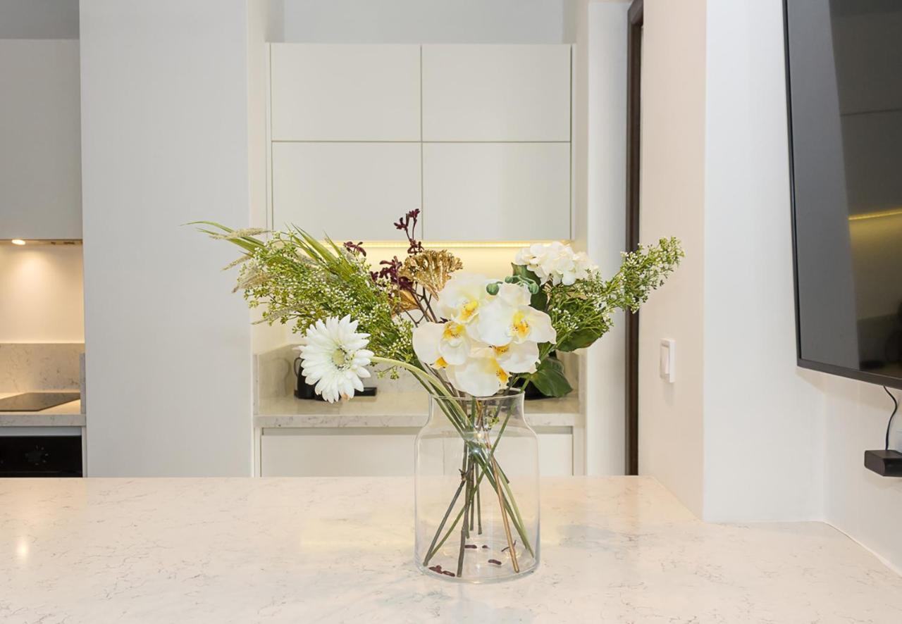 Three Private Near Port Of By Flat Mаnager * Warna